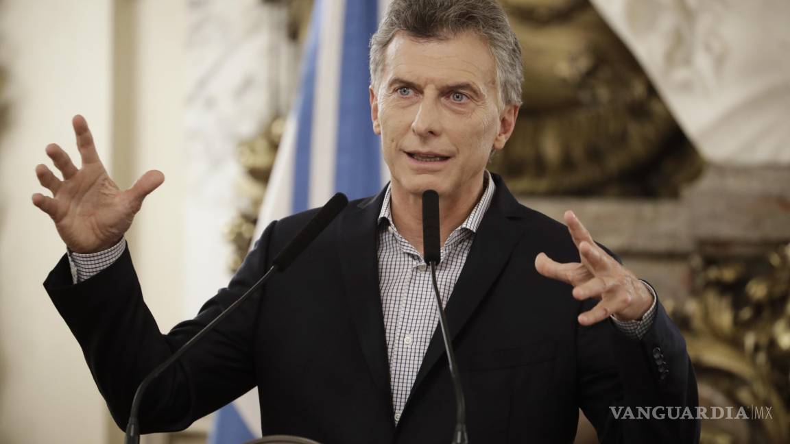 Macri propone medidas para contrarrestar escándalos