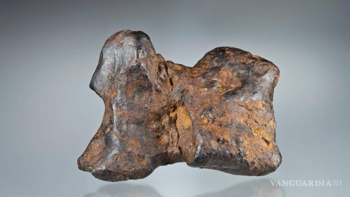 $!El hierro para crear este objeto fue extraído de un meteorito.