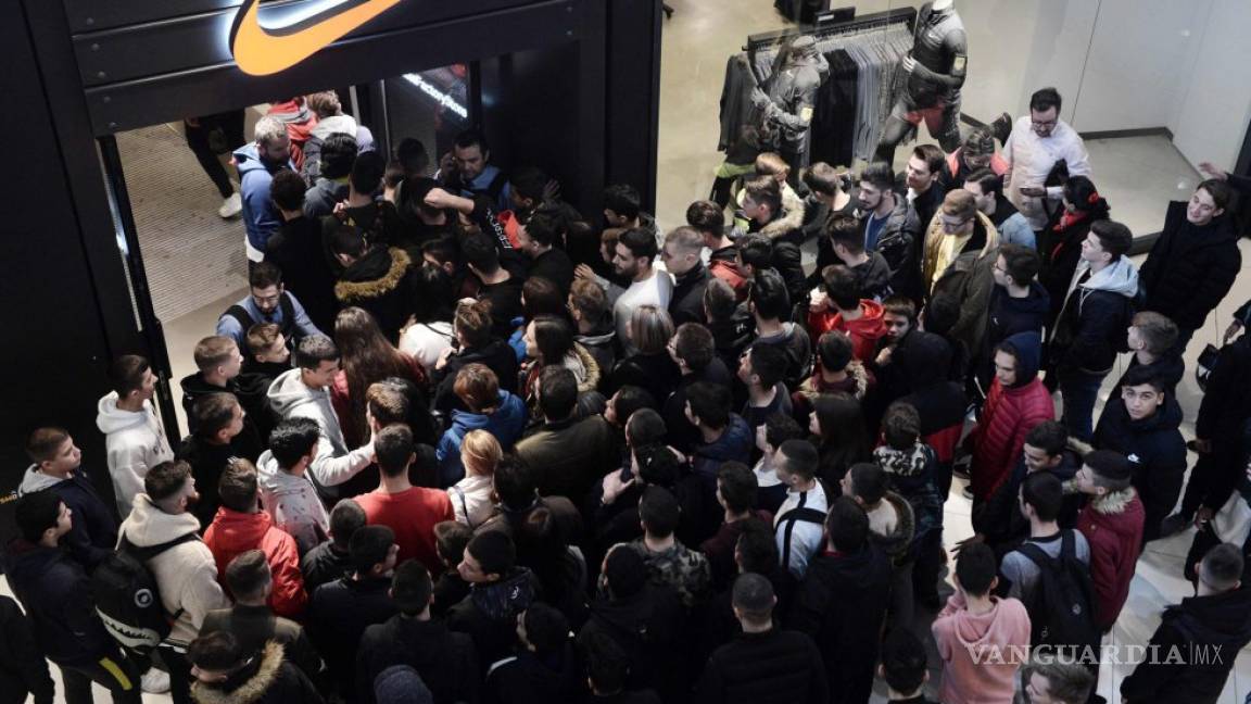 $!Inicia el Black Friday en EU... y la gente se vuelve loca (fotos)