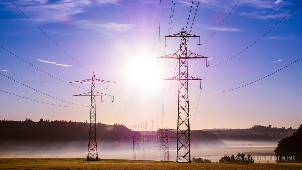 Imperativo apertura del mercado eléctrico al sector privado