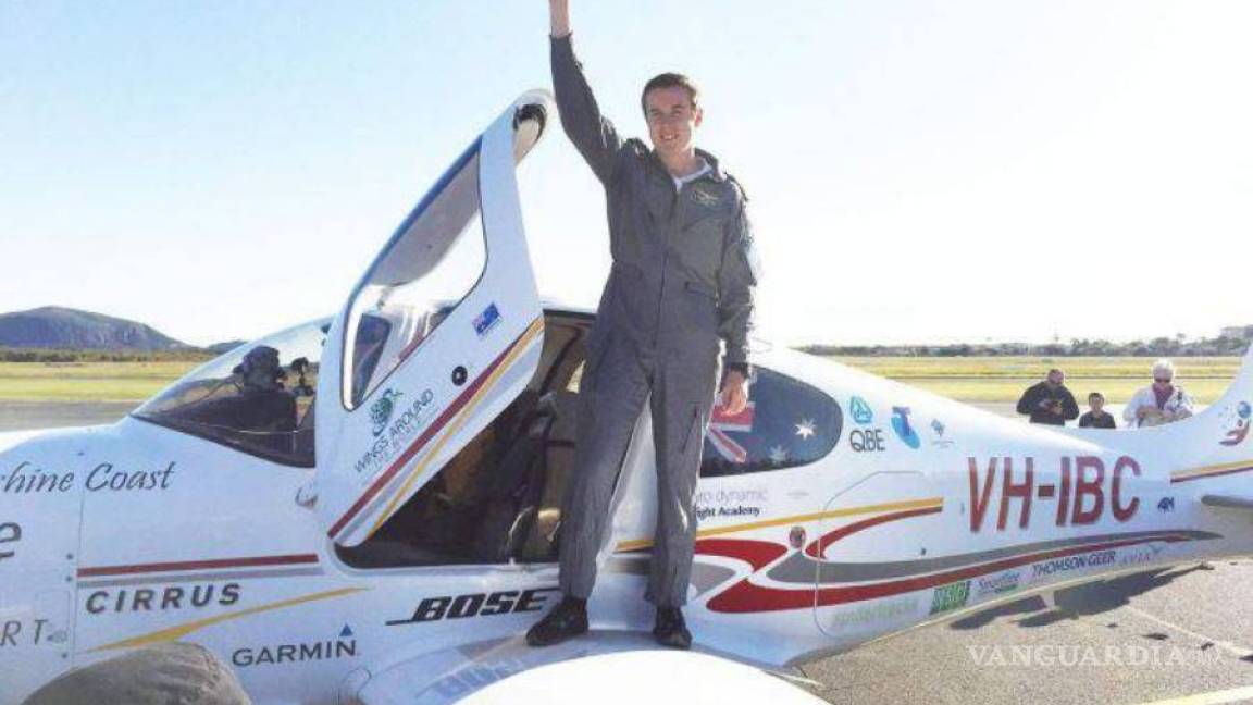 Adolescente australiano es el piloto más joven en sobrevolar solo la tierra