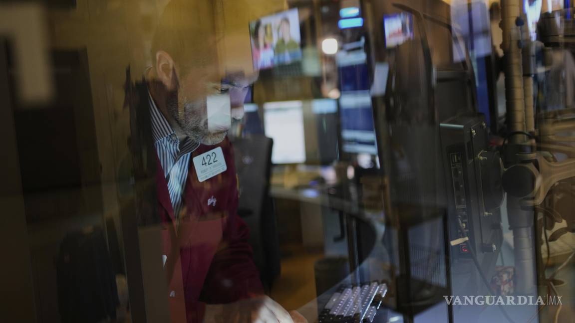 $!La capitulación se refiere al punto en el que los inversores renuncian a la idea de recuperar sus pérdidas y venden sus activos.