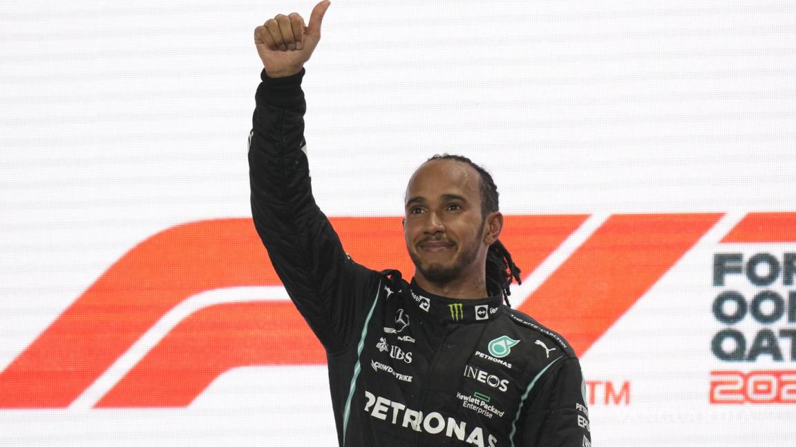 Lewis Hamilton no suelta el acelerador