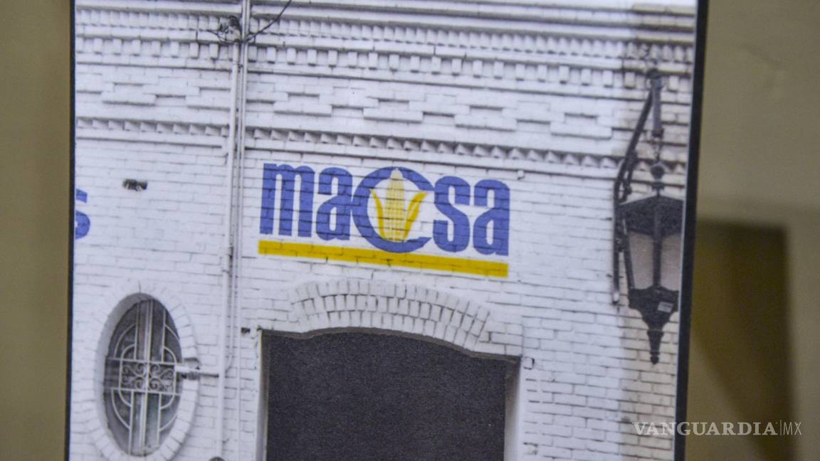 $!En ‘Tejer la ciudad’ la artista Victoria Victoria crea sarapes inspirada en el ladrillo de Saltillo