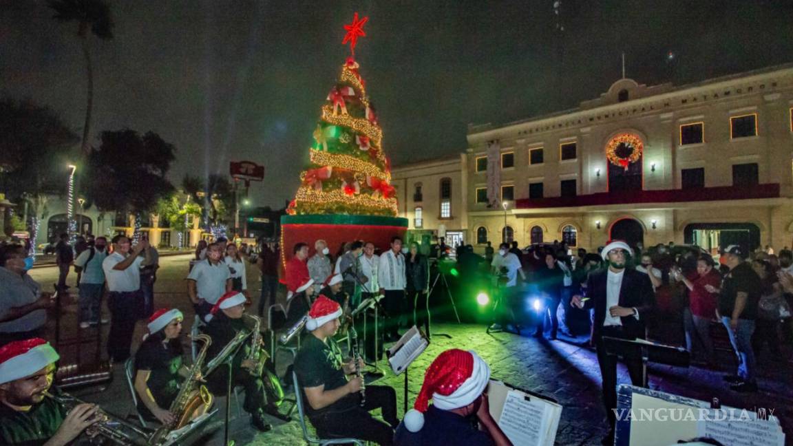 Alcalde de Matamoros, ¿se electrocutó al encender el pino navideño o fue una broma?