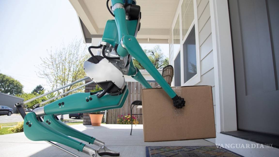 $!Digit, un robot humanoide que entrega la paquetería