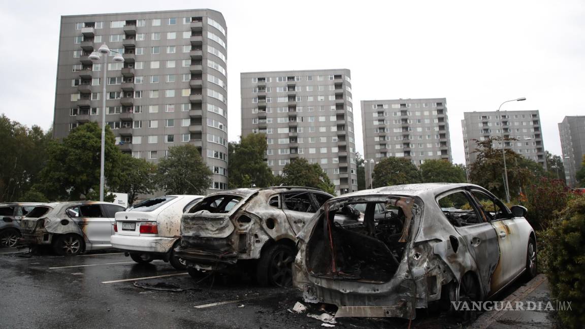 Suecos indagan quema de autos