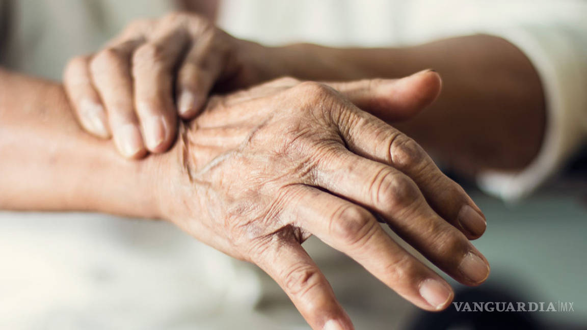 Riesgo de Parkinson y demencia pueden ser detectado con una punción lumbar