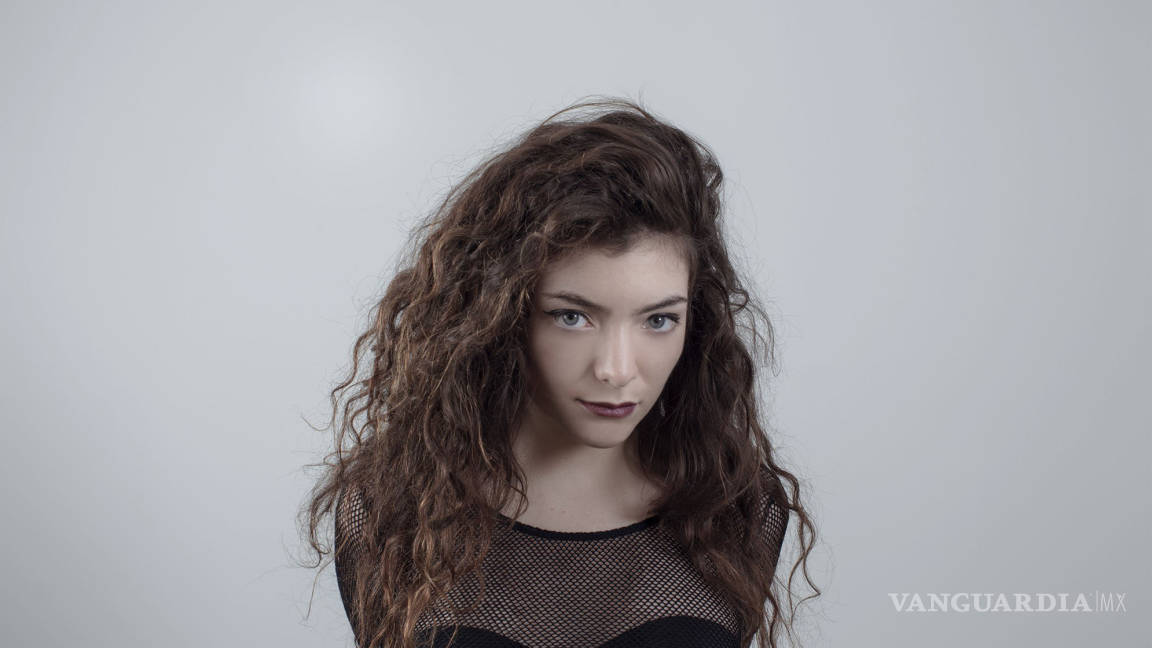 Lorde da primer adelanto para nuevo álbum con 'Green light'