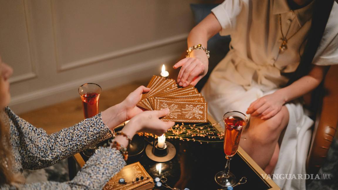 $!La lectura del tarot es una práctica esotérica que ha despertado curiosidad durante siglos.