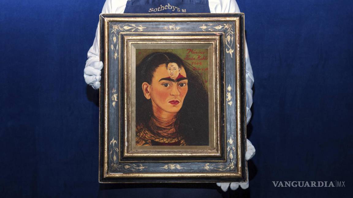 Autorretrato de Frida Kahlo es subastado en 34.9 millones de dólares y marca un récord