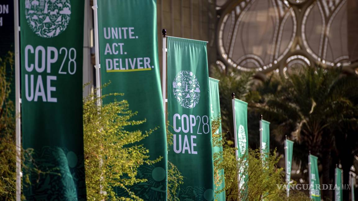 Firmas de combustibles fósiles llevan 1,300 empleados para participar en la COP28 en Dubái