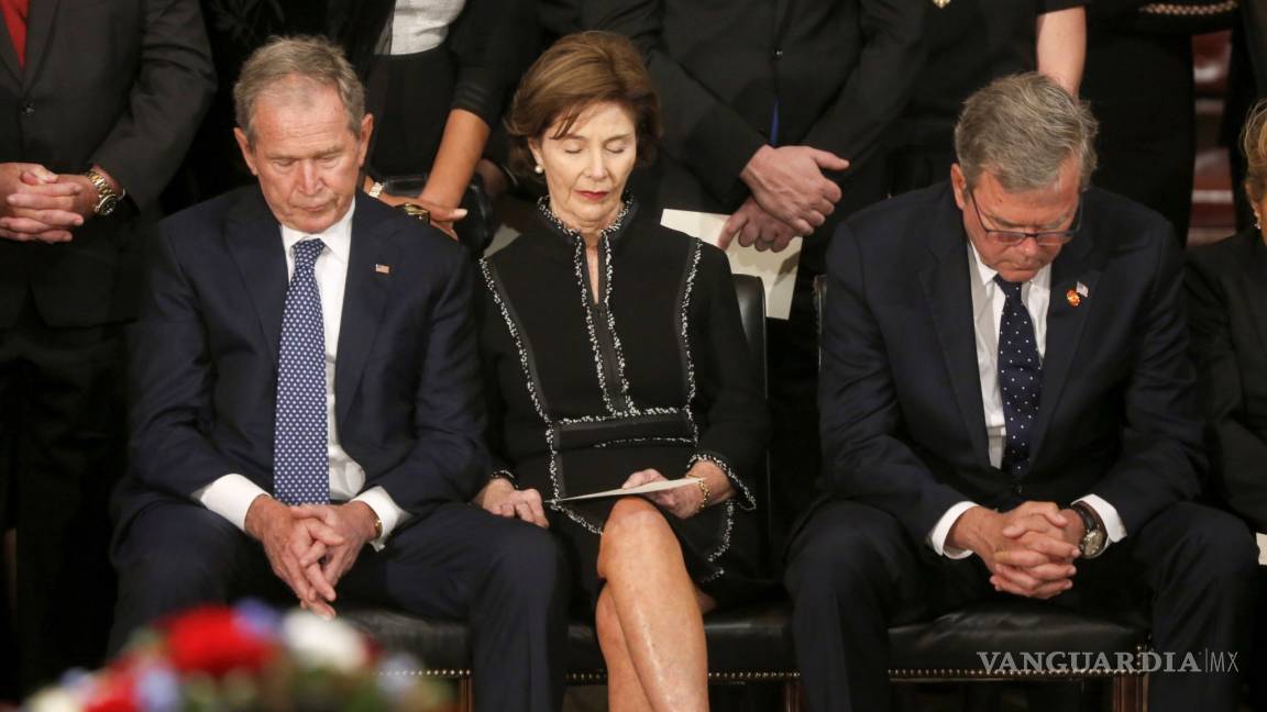 Restos de George H. W. Bush llegan a Washington para su última misión antes de su funeral