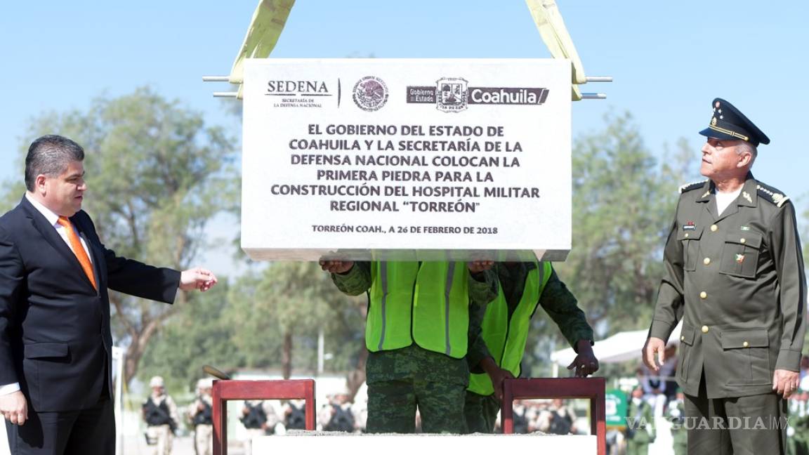 Colocan primera piedra del nuevo Hospital Militar de Torreón