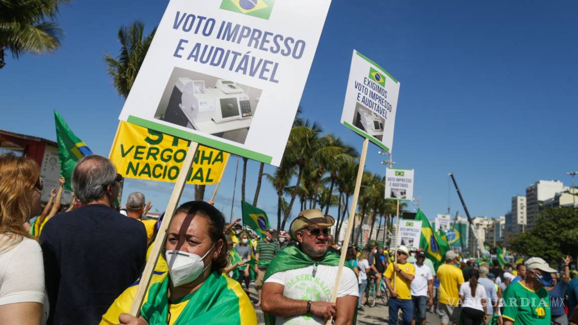 Se manifiestan brasileños por voto impreso y en apoyo al presidente Jair Bolsonaro