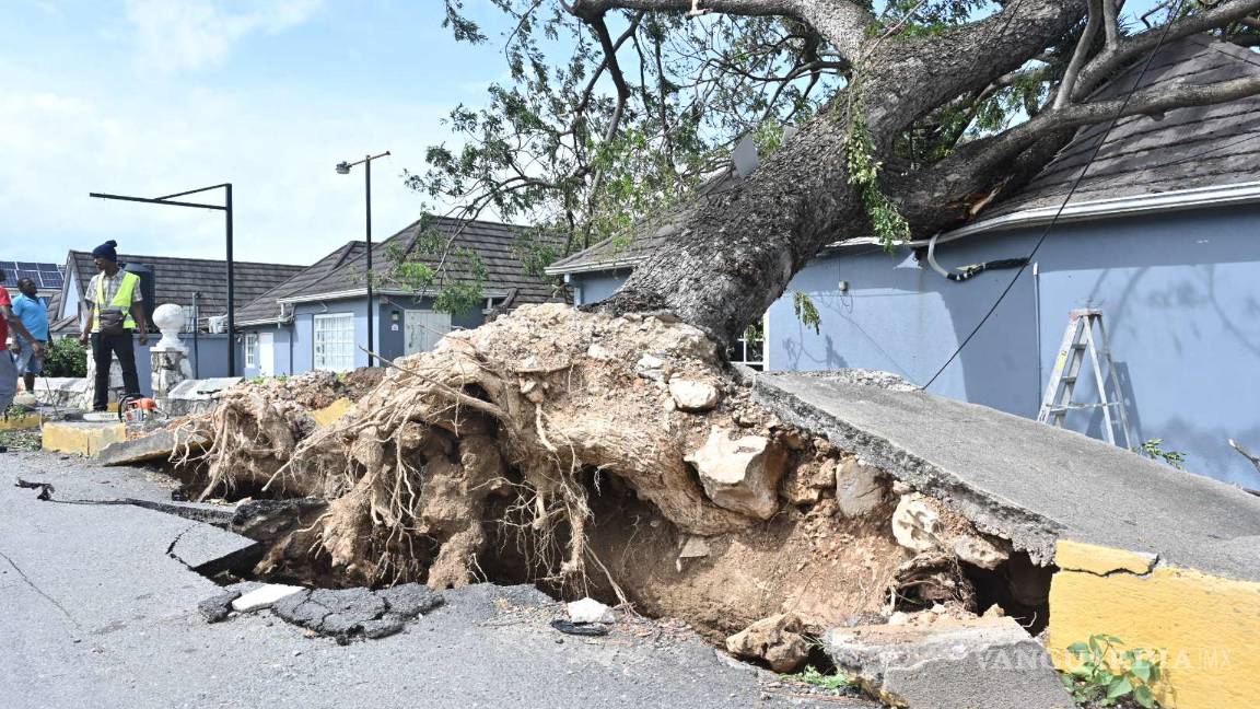 $!Daños provocados por el paso del huracán Melissa en la Parroquia de Saint Ann, Jamaica.