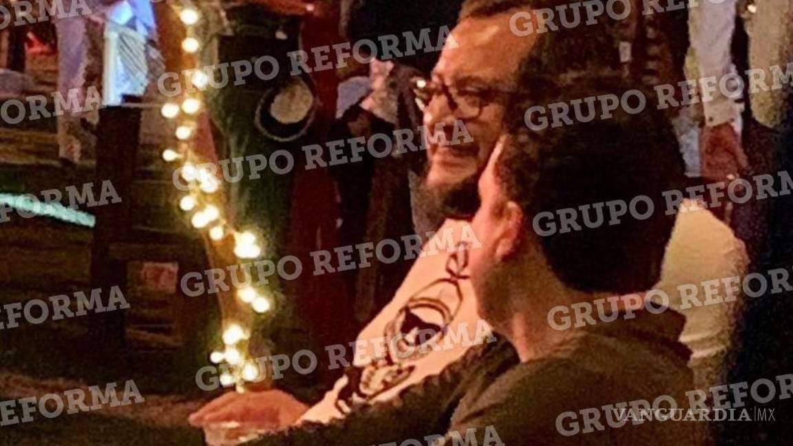 $!El hijo mayor de AMLO en la fiesta exclusiva del Abierto de Golf.
