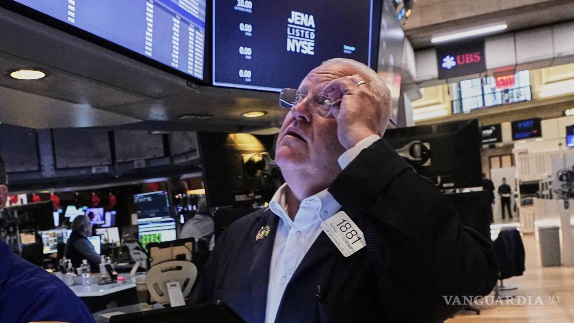 $!Los inversores exigen que el gobierno pague una prima más alta para continuar con su endeudamiento, ya que la deuda total ha superado los 36.1 billones de dólares.