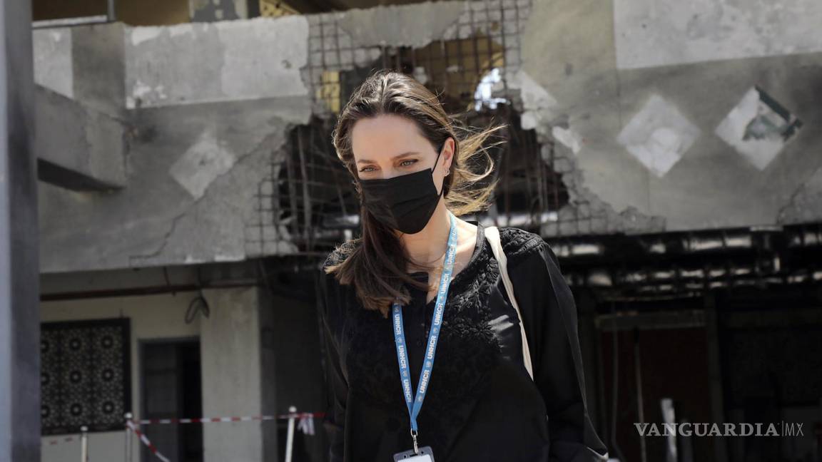 Angelina Jolie visita Yemen para ayudar a los refugiados
