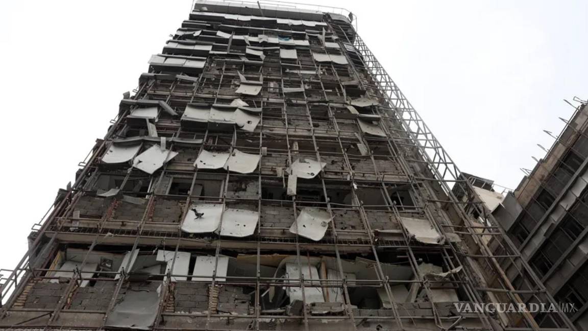 $!Vista del hospital Gandhi tras un ataque aéreo contra Irán.