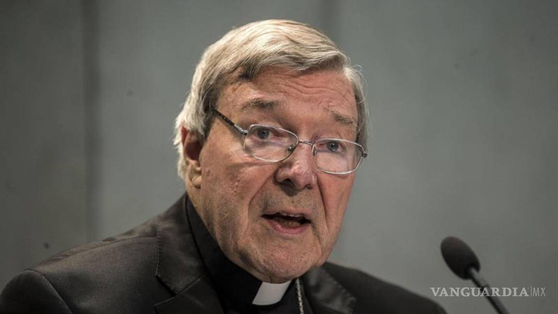 Renuncia tesorero del Vaticano para defenderse de acusaciones de abuso sexual en Australia