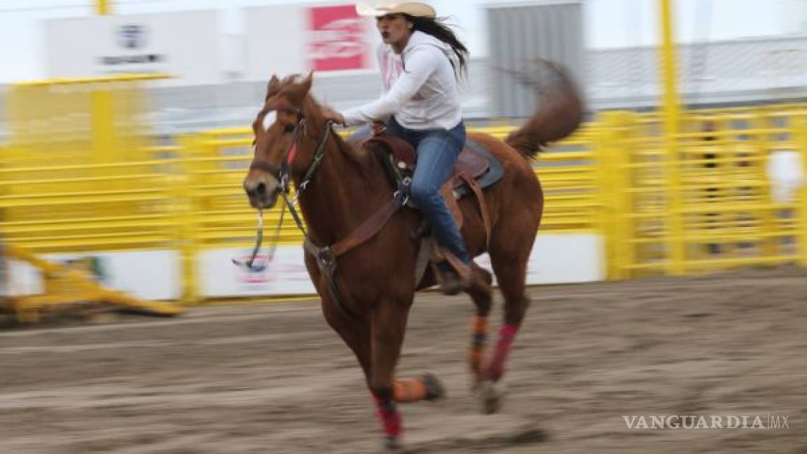 Barrileras abren acciones del Festival Rodeo Saltillo 2019 en competencia