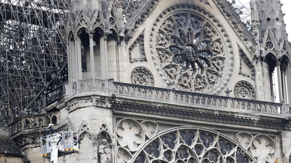 $!Catedral de Notre Dame, el día después (fotogalería)