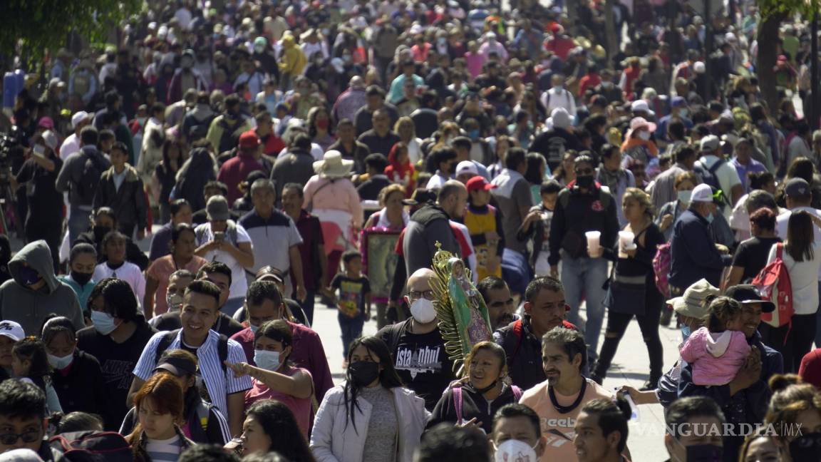 Millones de personas celebran a la Virgen de Guadalupe en la Basílica en CDMX sin restricciones (fotos)