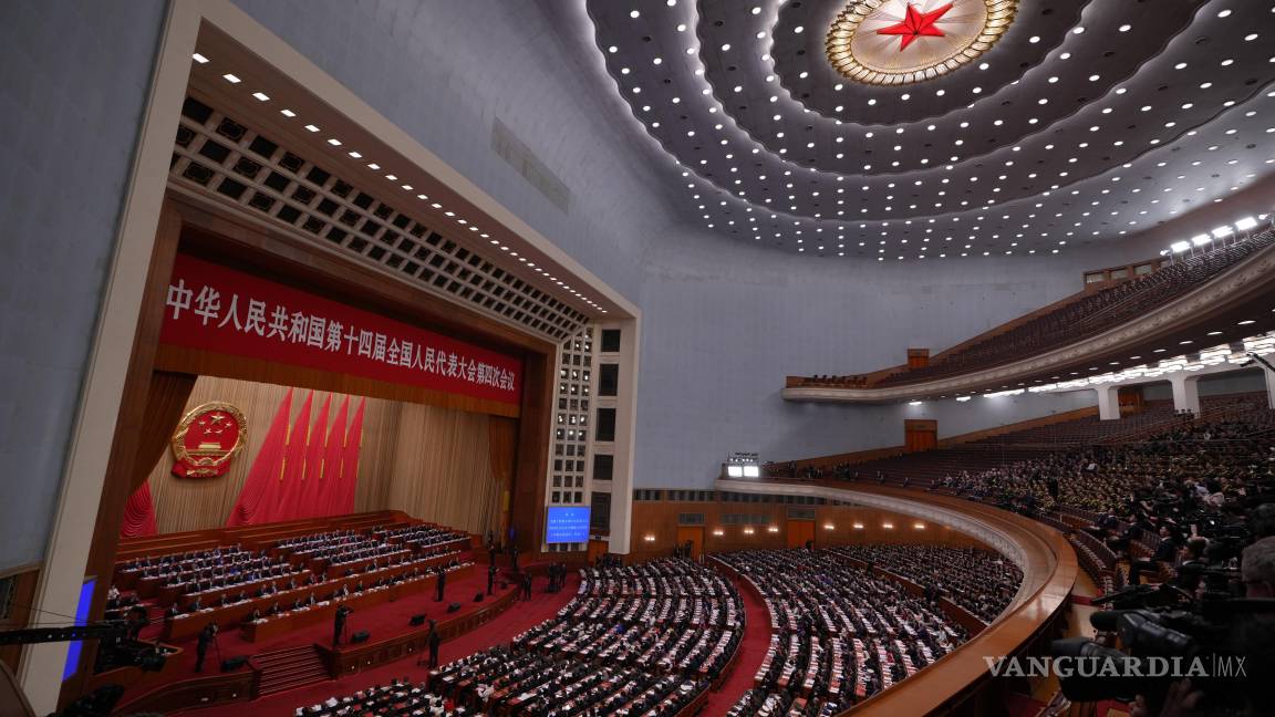 $!Líderes y delegados asisten a la sesión de clausura de la Asamblea Popular Nacional (APN) en el Gran Salón del Pueblo, en Pekín, China.