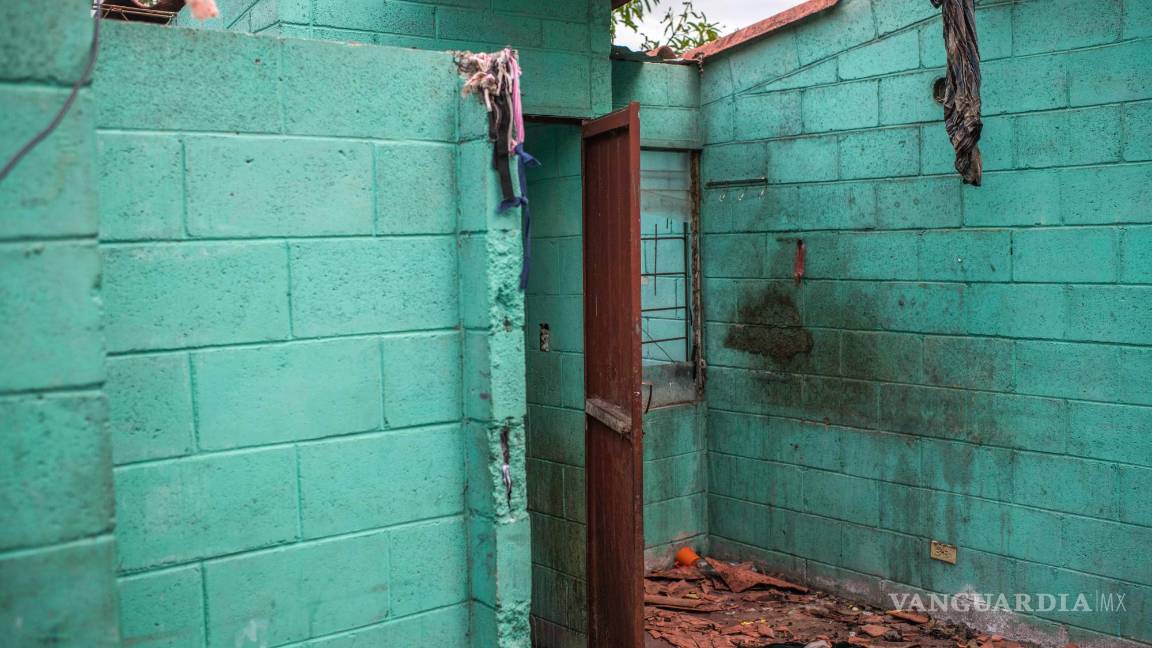 $!Una casa abandonada previamente ocupada por pandilleros antes de ser arrestados, en San Salvador, El Salvador.