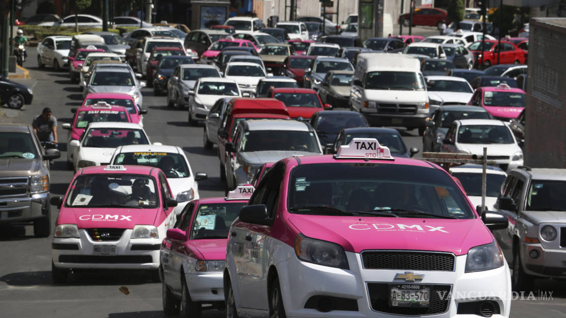 Funcionarios compartirán vehículos con ciudadanos durante el 'Hoy no Circula'