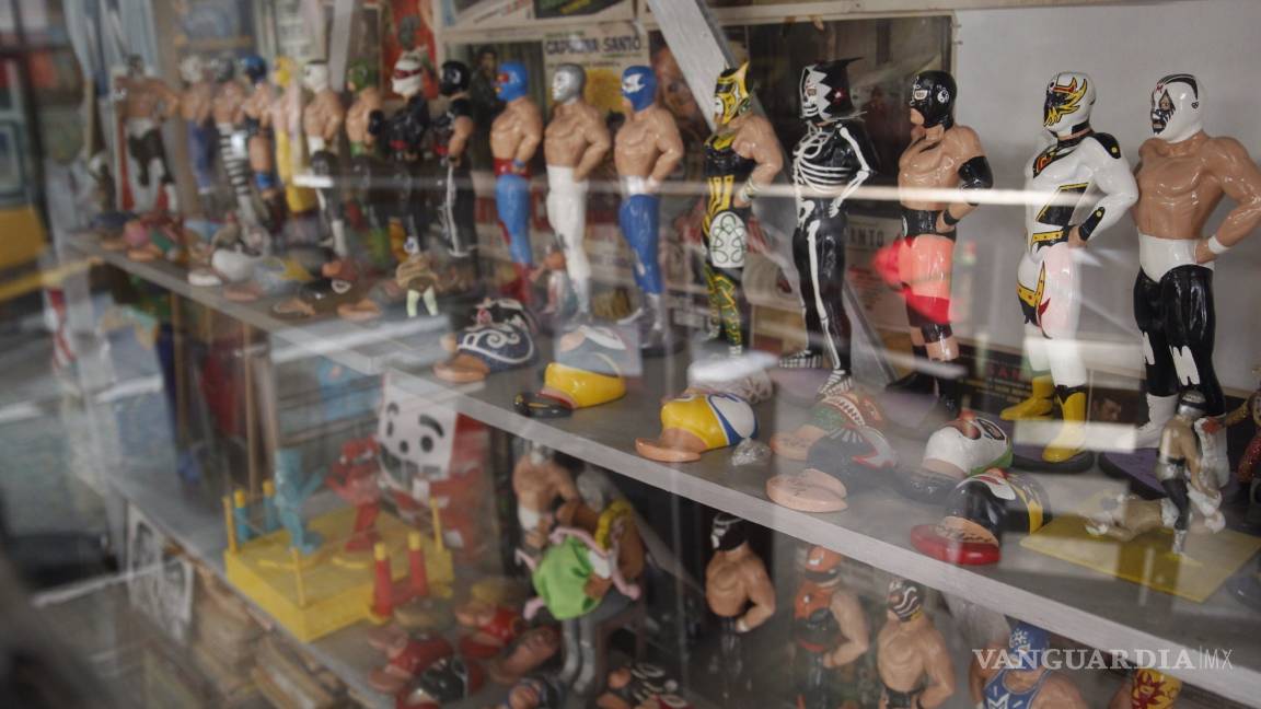 Mayor colección de juguetes del mundo está conformada por luchadores