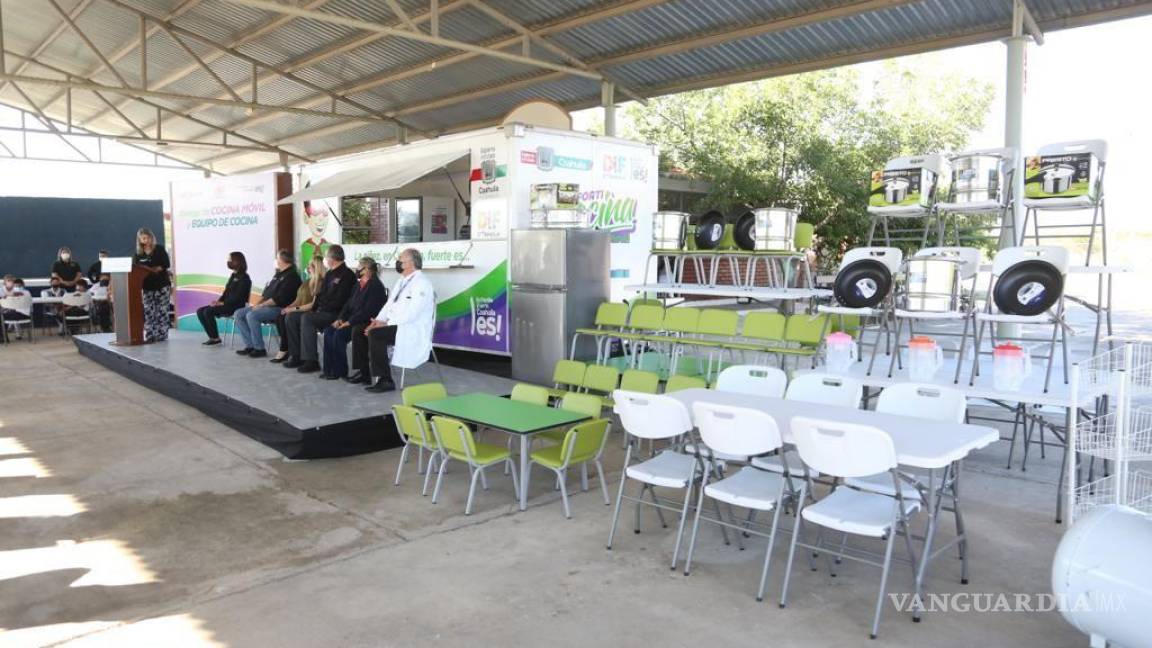 DIF Coahuila entrega “cocina móvil” en Telesecundaria rural de San Buenaventura