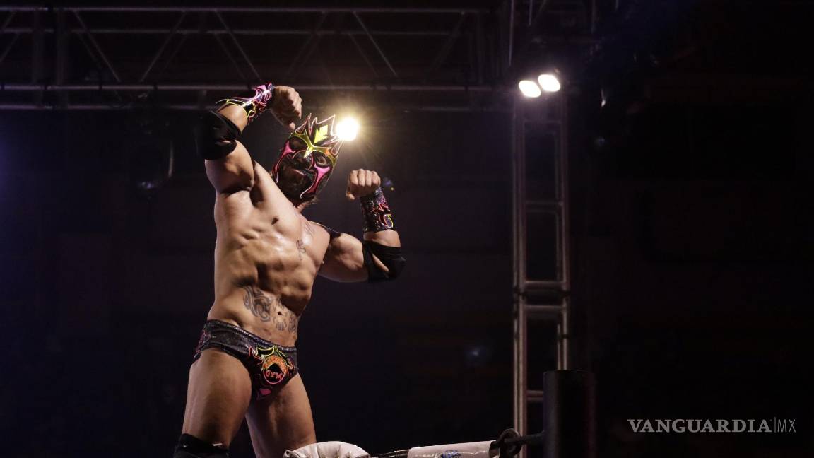 $!Función de Lucha libre y homenaje a Cassandro en el gimnasio Nazario Ortiz Garza.