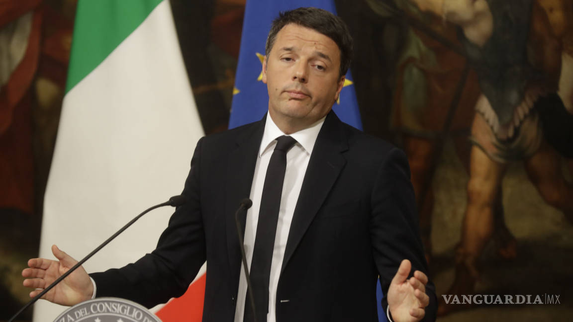 Italia golpea a Renzi y tumba reforma de la Constitución