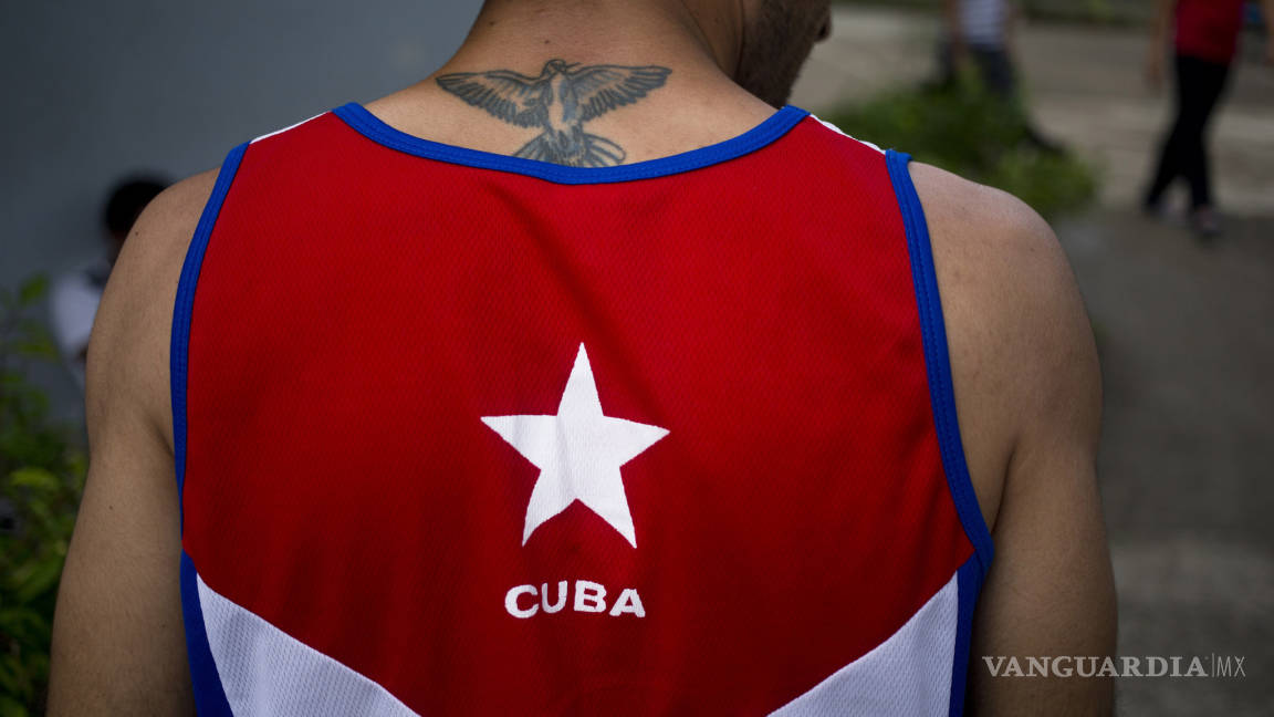 Redes sociales ayudan en histórico éxodo cubano a EU