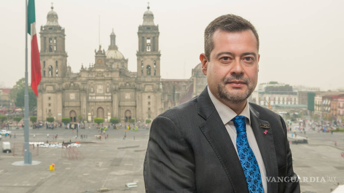 José Ramón Amieva toma protesta como jefe de Gobierno de la CDMX