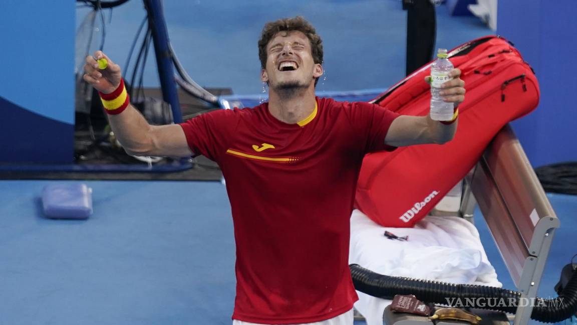$!Pablo Carreño Busta, de España, celebra después de derrotar a Novak Djokovic, de Serbia, en el partido por la medalla de bronce de la competencia de tenis.