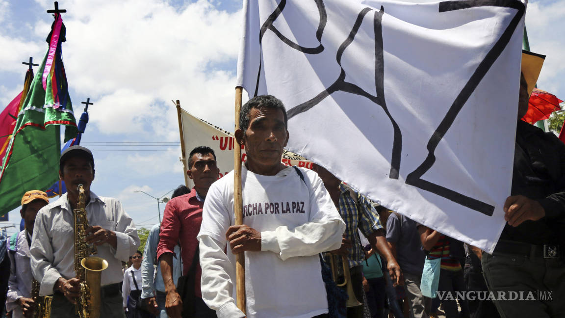 Diálogo, no desalojos, piden obispos de Chiapas