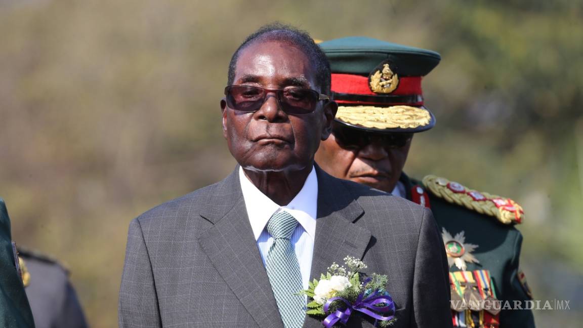 Se resiste Robert Mugabe a dimitir como presidente de Zimbabue