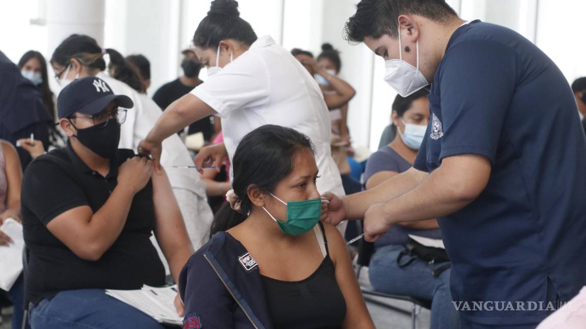 Llega lote de 259 mil vacunas antiCOVID a Coahuila