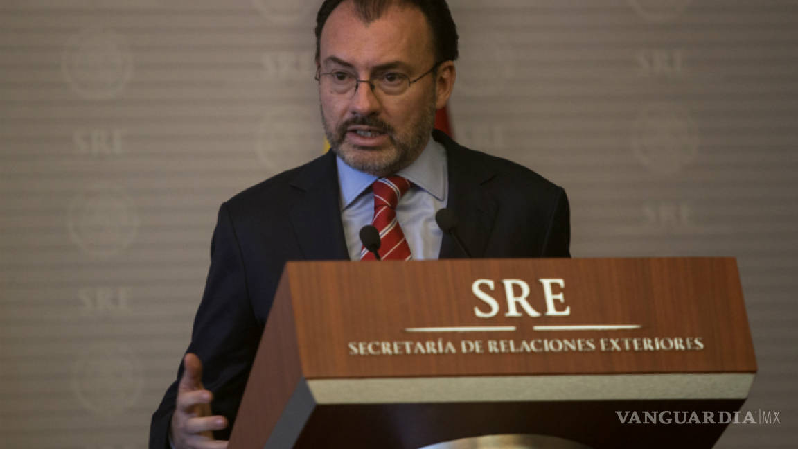 Luis Videgaray y titular de Foro Económico Mundial dialogan sobre libre comercio