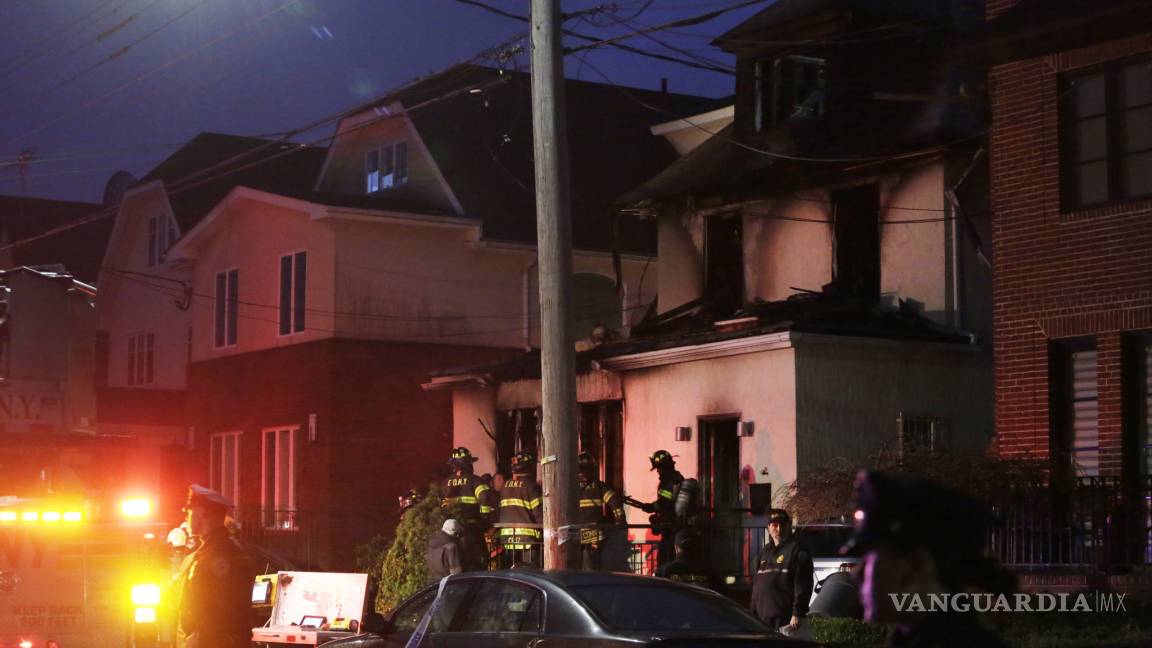 Incendio en Nueva York deja cuatro muertos, tres de ellos niños