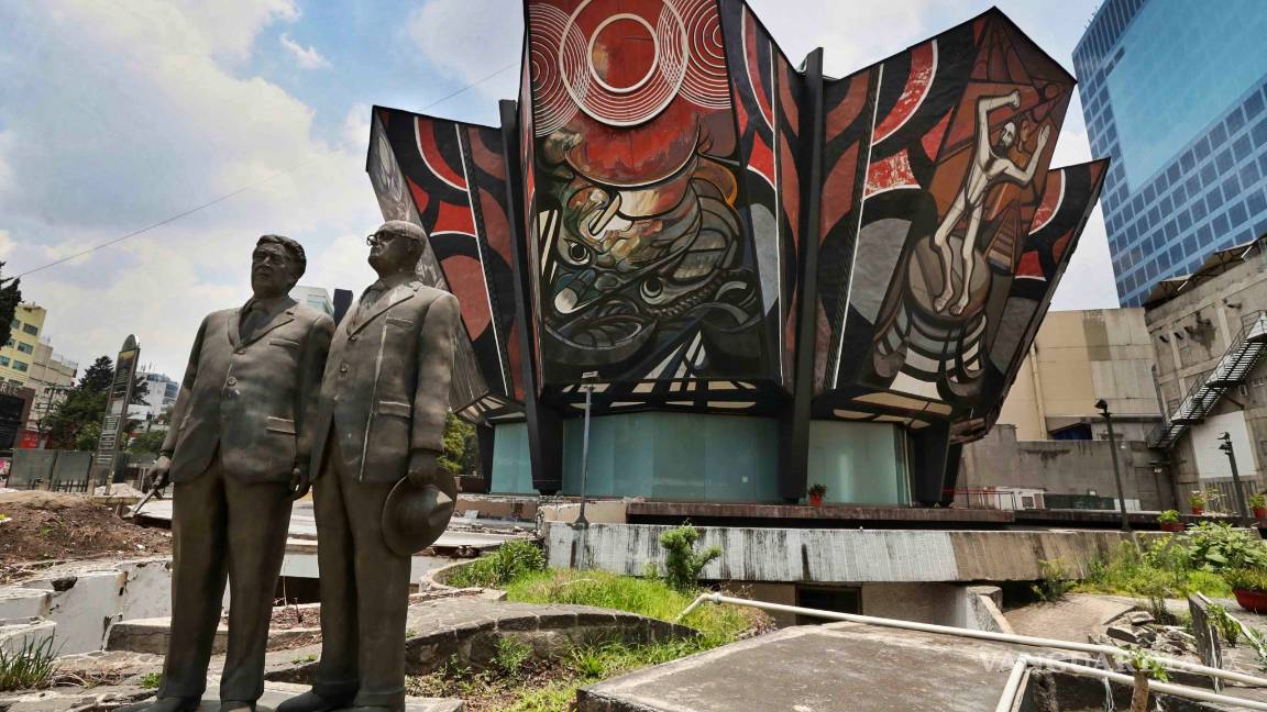 $!Polyforum Cultural Siqueiros, urge ser rescatado y restaurado