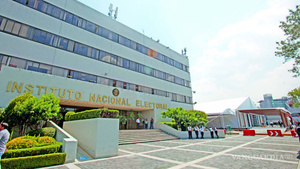 INE insiste a precandidatos presidenciales, reporten gastos, o habrá sanciones