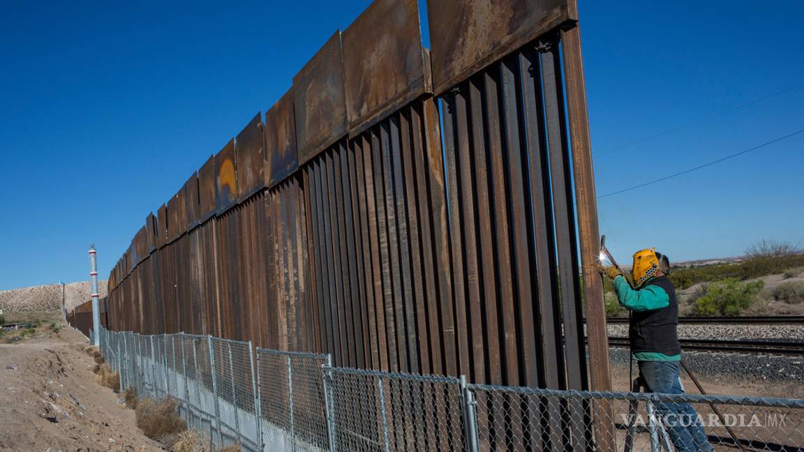 $!Trump llama de nuevo a demócratas a aprobar dinero para construir muro fronterizo