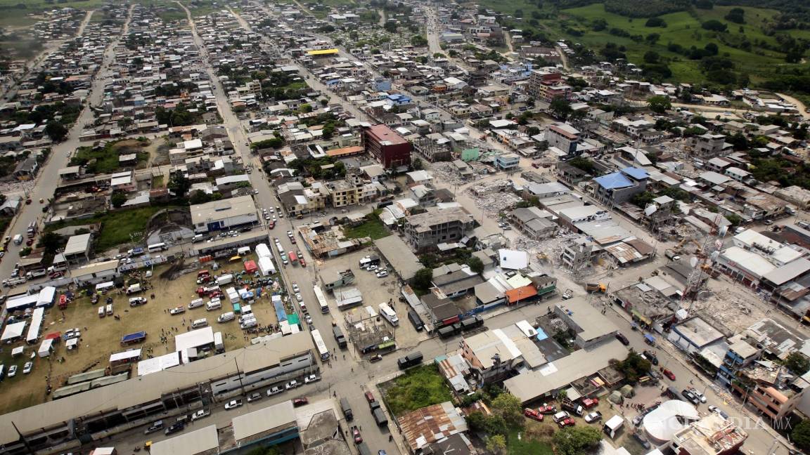 Ecuador moviliza a equipos forenses y eleva impuestos