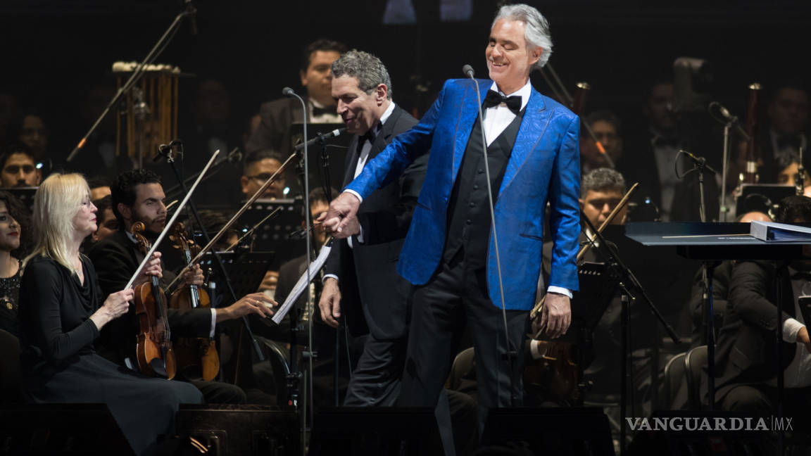 Andrea Bocelli pinta con su voz una obra de arte aunado de la Orquesta Filarmónica del Desierto de Coahuila