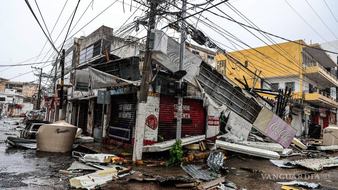 $!Fotografía de edificaciones afectadas por el paso del huracán Otis en el balneario de Acapulco, en el estado de Guerrero, México.