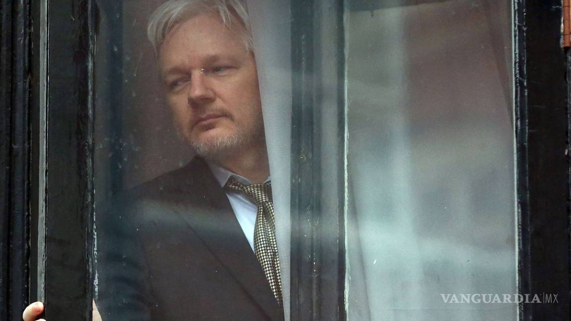 Revelan plan para sacar a Julian Assange de la embajada de Ecuador